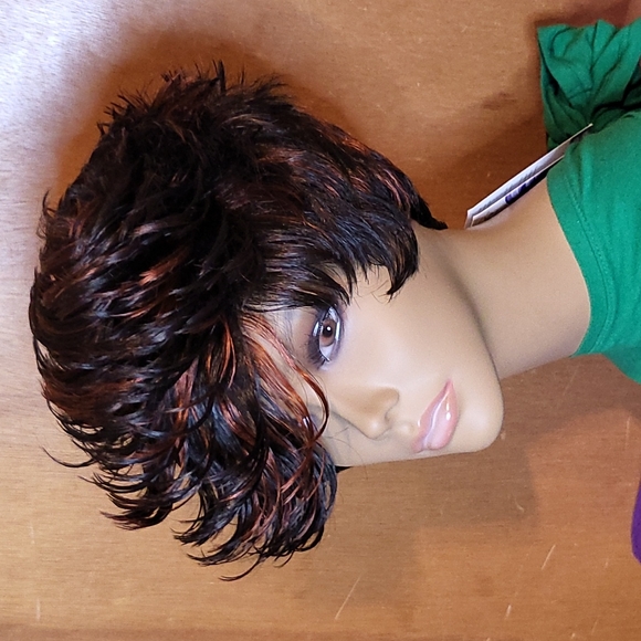 Short Black / Burnt Orange Spiky Wig - Picture 3 of 6